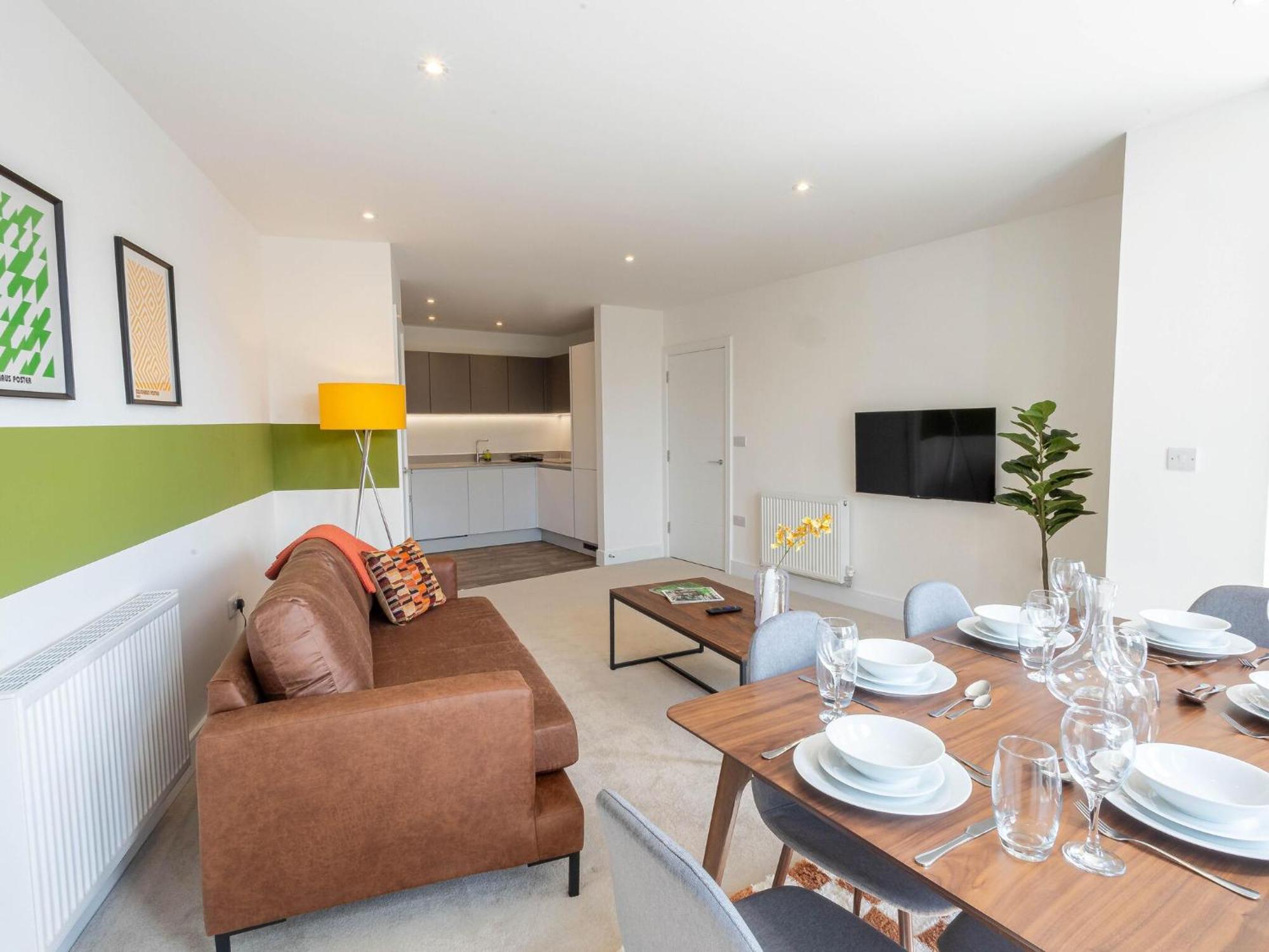 Modern Apartments With Balcony In Merton Near Wimbledon By Sojo Stay Митчам Экстерьер фото